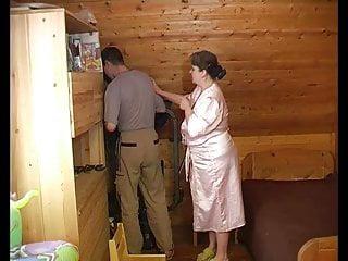 Die geile Mutter meines Kumpels gefickt