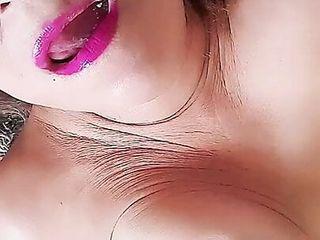 Haarige Muschi behaarter Arsch reife Latina bbw Frau